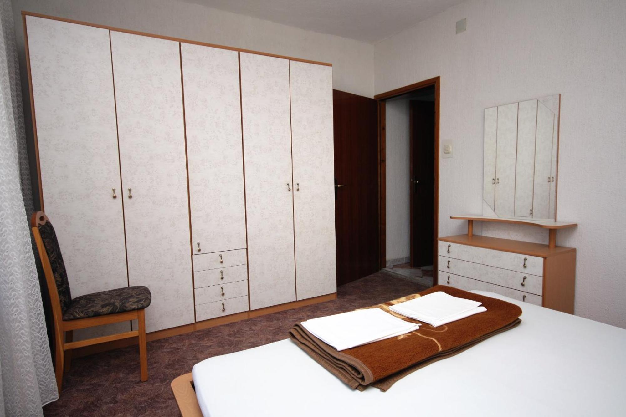 Apartments By The Sea Kampor, Rab - 5051 Номер фото